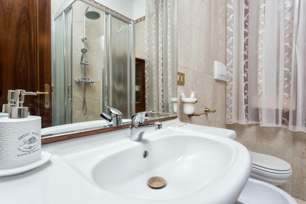 Residenza Calle Larga San Marco Венеція Екстер'єр фото